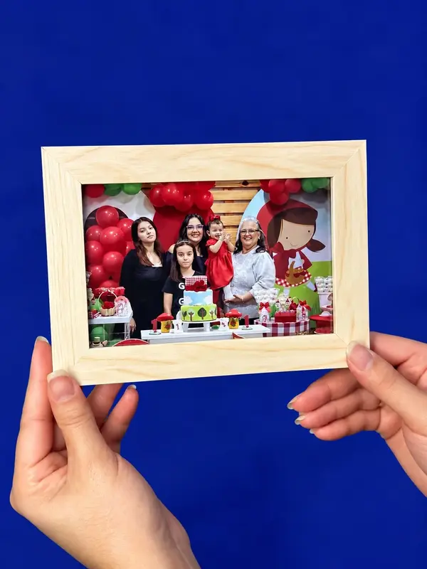 Foto 10 x 15 cm com moldura